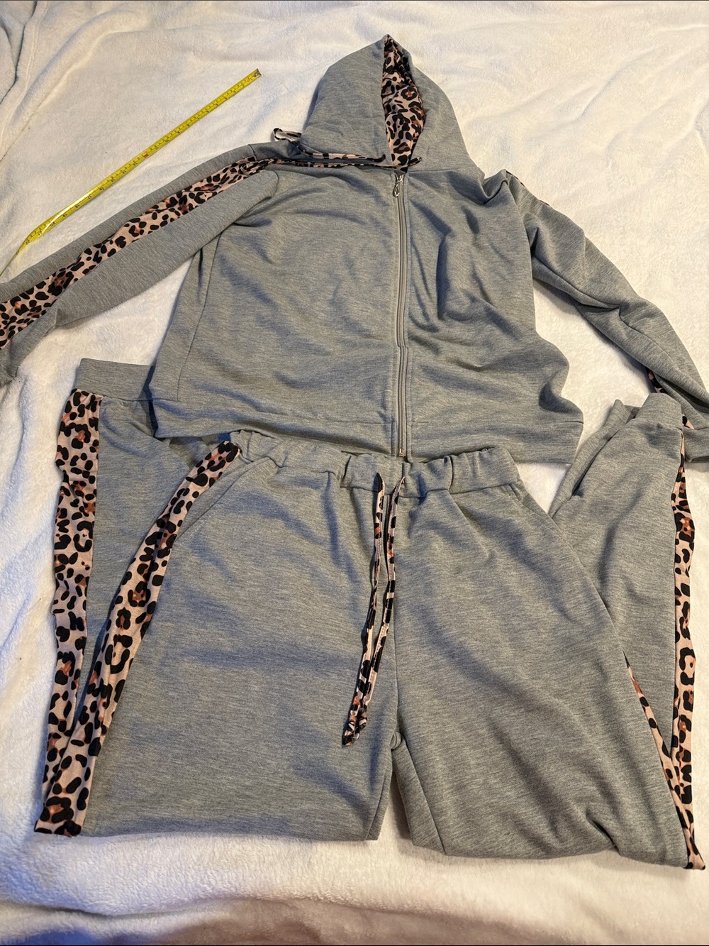 Gray Hooded lightweight Set with Leopard Trim